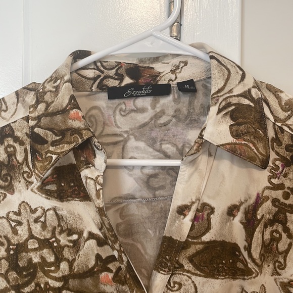 Essentials by Milano blouse - Picture 2 of 5